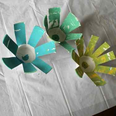 50 Simple Crafts for 2 Year Olds. These are all so fun and easy activities for toddlers #toddler #toddleractivities #crafts #easycrafts #simplecrafts