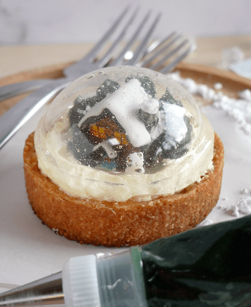 Isomalt sugar glass dome edible snow globe tart