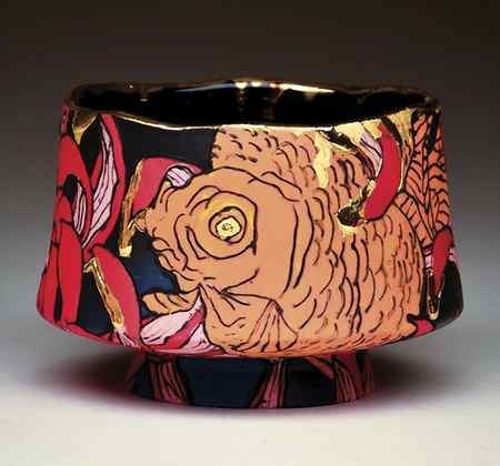 Nightfall Dragon Eye Love, 5 in. (13 cm) in diameter, porcelain, underglaze, glaze, gold luster, 2023.