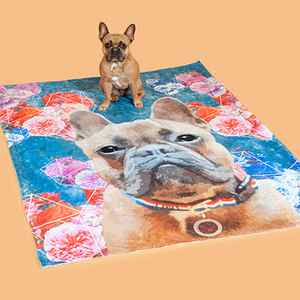 Custom blankets with your pet on it | Pop Your Pup