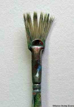 Photo of a Fan Brush with Cut Hairs