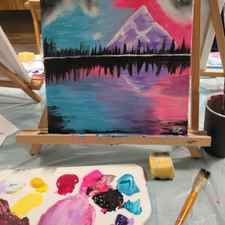 Painting class review by Burcu Celikbas - London