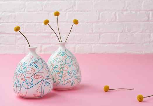 How to use paint pens – doodled vases