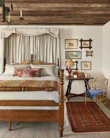 rustic bedroom with tulip bed