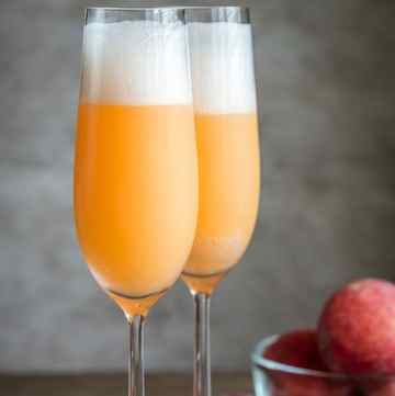 easter cocktails apricot fizz