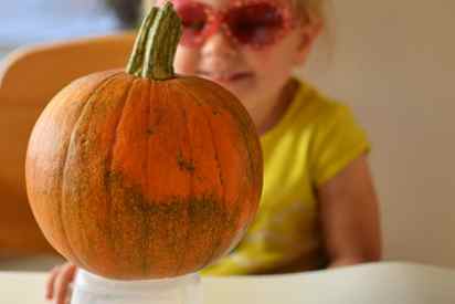 Pour painting - a simple and beautiful way for little ones to decorate their own pumpkins!